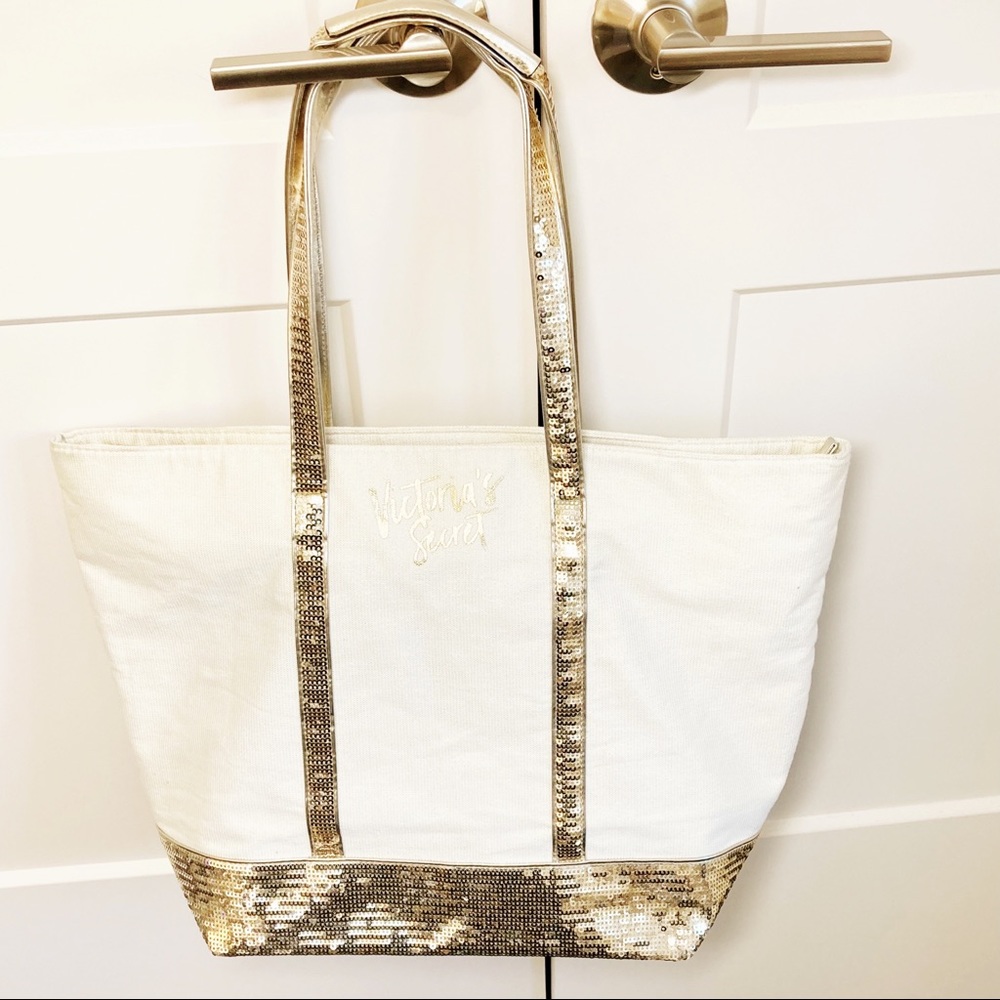 Victoria’s Secret cream Gold Sequin Large Tote NWOT - Picture 3 of 10